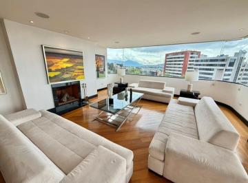 Departamento de 4 habitaciones, Quito · Exclusivo Departamento en Venta, Sector El Bosque.