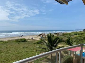 Departamento de 3 habitaciones, Santa Elena · Venta de Departamento Al Pie del Mar en Olón de 131 m²