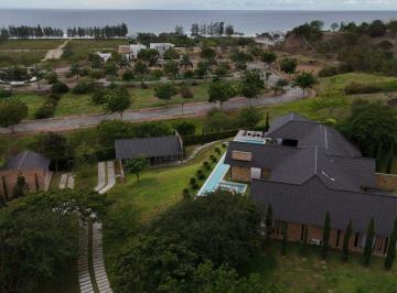 Terreno / Lote , Santa Elena · Terrenos de Venta en Olón con Vista Al Mar Dentro de Exclusiva Urbanización