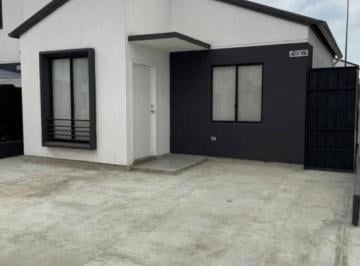 Casa de 2 habitaciones, Guayaquil · Venta Casa de Una Planta en Urbanización Valle Norte/ Via Salitre