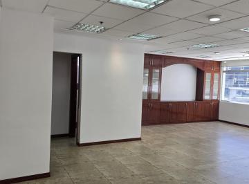 Oficina comercial · 66m² · 1 Estacionamiento · Oficina Renta