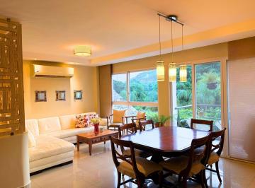 Departamento · 220m² · 3 Habitaciones · 2 Estacionamientos · Ceibos Point - Dpto. Amoblado de 2 Pisos con Patio Amplio