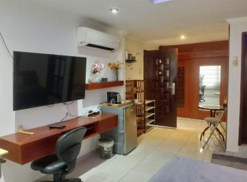Casa · 500m² · 12 Habitaciones · 3 Estacionamientos · Samanes 1, Hermosa Casa en Venta, 500 m²