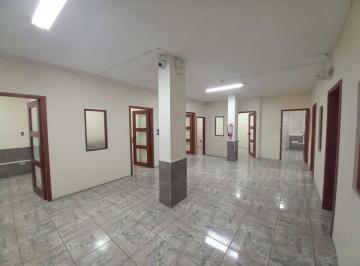 Edificio-Hotel-Fabrica de 15 habitaciones, Quito · Rento Edificio con Local Comercial y Oficinas, Sector La Magdalena Sur de Quito