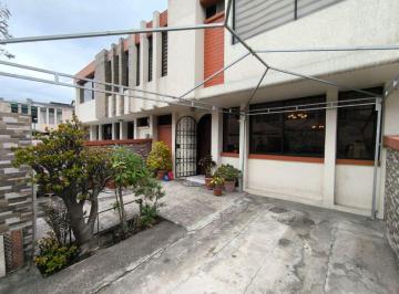Casa de 4 habitaciones, Quito · C/ El Inca, Casa de 160 m² en Venta, Conjunto Privado, 4 Habitaciones