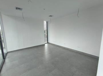 Oficina comercial · 34m² · 1 Estacionamiento · Consultorio en Alquiler, Edificio Alcivar Town, Roba