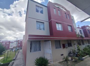 Casa de 4 habitaciones, Quito · Casa de 115 m² con 4 Recámaras en Venta en Norte de Quito