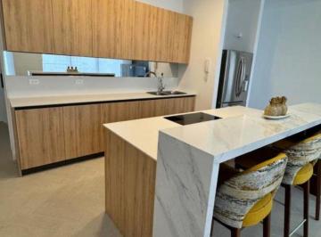 Departamento de 3 habitaciones, Quito · Departamento de Lujo Amoblado – 2 Dorm.