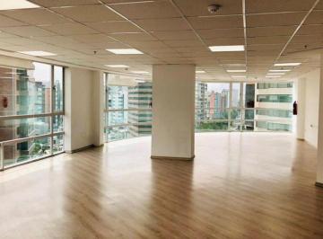 Oficina comercial , Quito · Tu Empresa en El Corazón Corporativo, con Una Vista Espectacular