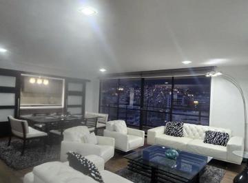Departamento de 3 habitaciones, Quito · Vendo o Arriendo Espectacular Departamento en Las Alturas de Quito
