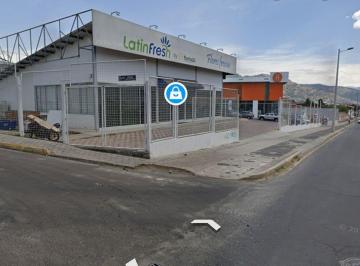 Local comercial , Quito · Local de Arriendo Tipo Galpón en Ruta Viva