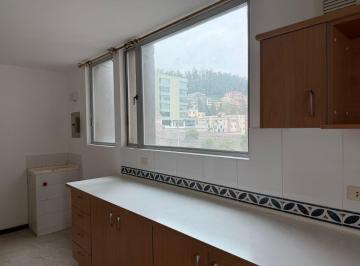 Departamento de 3 habitaciones, Quito · Departamento de 109 m² con 3 Dorm. en Venta en Granda Centeno