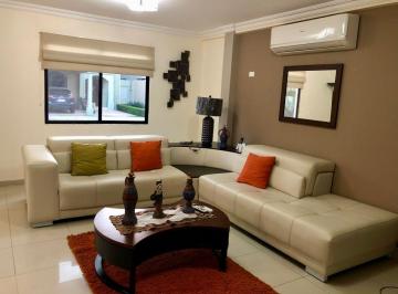 Casa de 3 habitaciones, Guayaquil · Alquilo Cass Amoblada en Ciudad Celeste