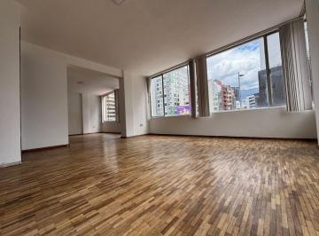 Departamento de 3 habitaciones, Quito · En Renta Departamento de 3 Dorm. Para Vivienda o Comercial - La Carolina