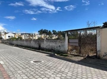 Terreno / Lote , Quito · Terreno Calderon