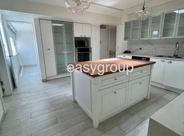 Departamento de 2 habitaciones, Quito · Departamento de 200 m² Penthouse Remodelado en Venta en González Suárez