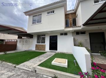 Casa · 110m² · 2 Habitaciones · 2 Estacionamientos · Linda Casa Arriendo en Sariland, Al Sur de Manta - Sb
