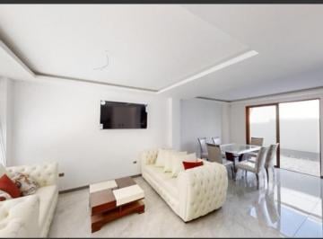 Casa · 136m² · 2 Estacionamientos · Venta Casa a Estrenar 3 Dorm. Tumbaco Churoloma
