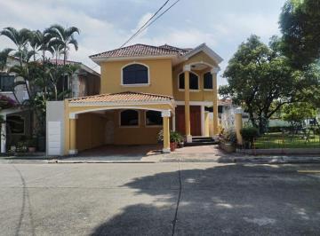 Casa de 5 habitaciones, Guayaquil · Casa de 425 m² con 5 Dorm. en Venta en Km. 1 Via Samborondón