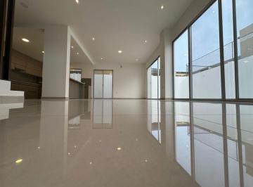 Casa en Venta de 3 habitaciones Vía a la Costa · Casa en Venta Puerto Azul, Vía a La Costa 209 m² Construcción