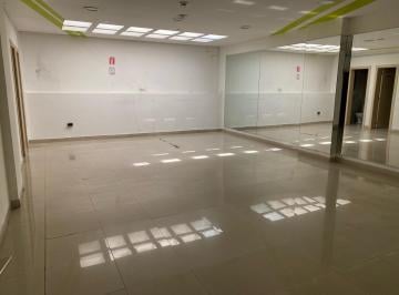 Oficina comercial · 93m² · 3 Estacionamientos · Oficina en Centro Norte