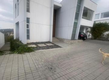 Casa · 482m² · Casa en San Juan Alto con Vista Guardiania Virtual