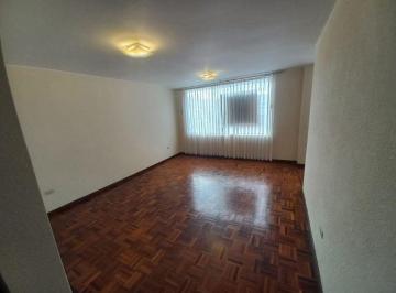 Departamento de 3 habitaciones, Quito · Departamento a La Venta Sector El Pinar Alto, Area 147 m 2