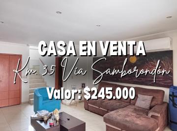 Casa de 3 habitaciones, Guayaquil · Casa en Venta Primeros Km de Samborondón