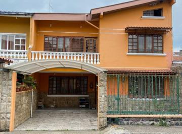 Casa de 4 habitaciones, Quito · Vendo Casa Valle de Los Chillos Sector Inchalillo