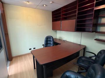 Oficina comercial , Quito · Hermosa Oficina de Arriendo (Sector Clínica Pasteur)