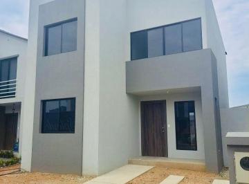 Casa de 3 habitaciones, Daule · Vendo Casa en La Joya
