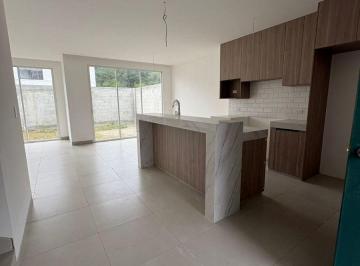 Casa de 4 habitaciones, Guayaquil · Alquiler Casa 3 Dorm. + Estudio Pb Amoblada o Sin Amoblar