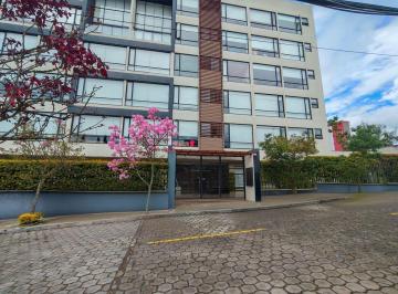 Departamento de 3 habitaciones, Quito · Altos de Monteserrin Lindo Penthouse Moderno, Edf Pequeño, 160 m Luminoso Dos Balcones $195.000, Oo