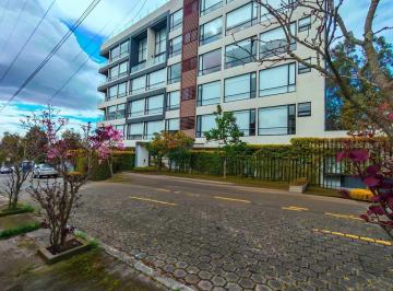 Departamento de 3 habitaciones, Quito · Altos de Monteserrin Lindo Penthouse Moderno, Edf Pequeño, 160 m Luminoso Dos Balcones $195.000, Oo