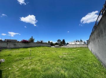 Terreno / Lote · 1372m² · Terreno en Monteserrín