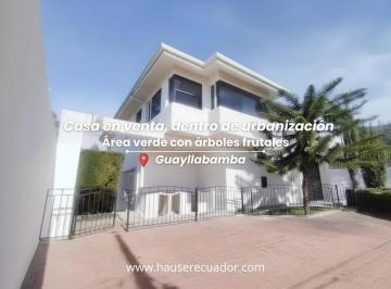 Casa · 271m² · 3 Habitaciones · 4 Estacionamientos · Casa en Venta en Guayllabamba | Urbanización, Clima Cálido y Tranquilidad