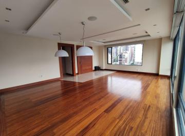 Departamento de 3 habitaciones, Quito · Penthouse con Balcon, Vista de Venta en Bellavista