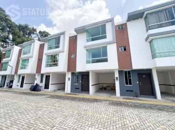 Casa · 127m² · 3 Habitaciones · 1 Estacionamiento · Venta de Casa en Conocoto - Cerca Puente 4 Autopista Gral. Rumiñahui