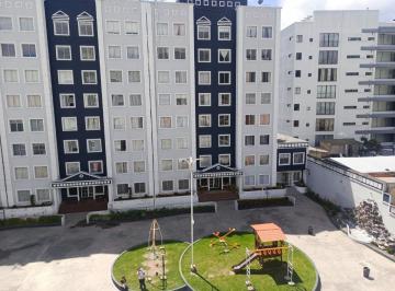 Departamento de 2 habitaciones, Quito · Vendo Lindo Dpto. 2 Dorm. - Torres de San Isidro Av 6 de Diciembre y Rio Coca