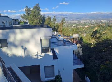Casa de 3 habitaciones, Quito · Arriendo Casa en Conjunto en Tanda