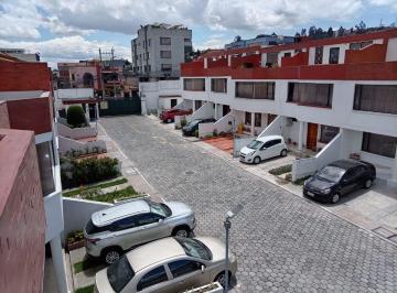 Casa de 4 habitaciones, Quito · Casa en Venta Cerca Real Audiencia
