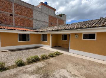 Casa de 3 habitaciones, Cayambe · Casa en Venta en Cayambe, Calle 9 de Octubre