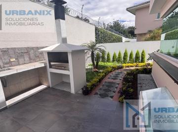 Casa · 184m² · 3 Habitaciones · 2 Estacionamientos · Casa en La Primavera Renta o Venta