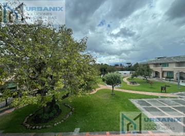Casa · 147m² · 3 Habitaciones · 2 Estacionamientos · Casa en La Primavera Renta o Venta