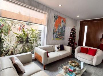 Casa de 3 habitaciones, Guayaquil · Casa Remodelada en Venta - Ciudad Celeste