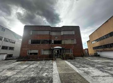 Departamento · 155m² · 3 Habitaciones · 2 Estacionamientos · Departamento en Venta Sector La Paz