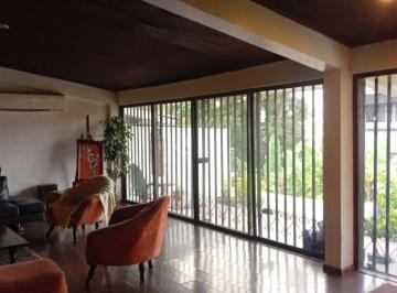 Casa de 4 habitaciones, Guayaquil · Casa Venta en Cdla con Seguridad, El Paraiso, 300 m² de Construcción