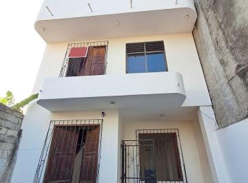 Casa de 3 habitaciones, Guayaquil · Venta de Casa en Las Orquideas, Cerca Al Tia y Tuti de La Orellana