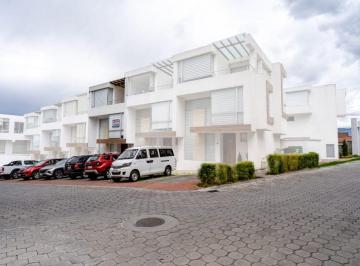 Casa de 3 habitaciones, Quito · Se Renta Casa 3 Dorm. Valle de Los Chillos