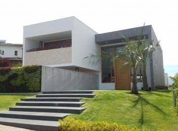 Casa Alquiler 1200m² de 4 habitaciones · Arriendo Hermosa Casa Totalmente Amoblada 3 Dorm. Más Suit Puembo!